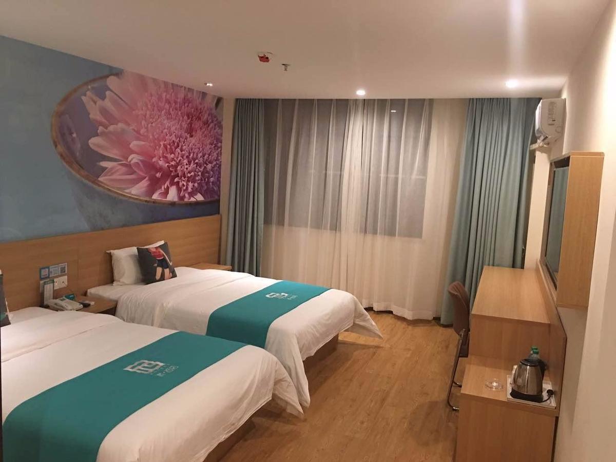 Pai Hotel Guiyang Fountain Modern Capital Экстерьер фото