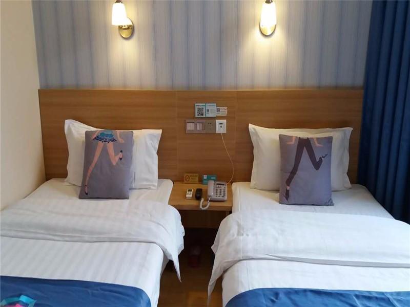 Pai Hotel Guiyang Fountain Modern Capital Экстерьер фото